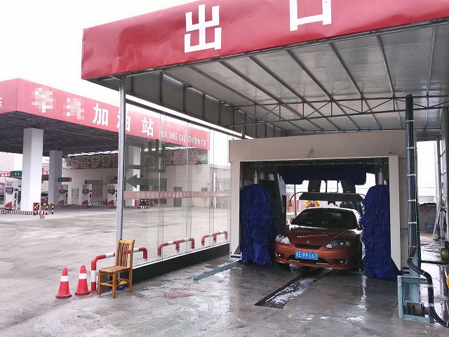 加油站洗車機(jī)5